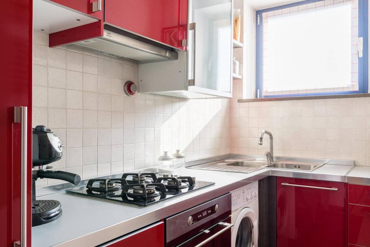 Apartamento Fiera Milanocity View With Terrace Next To Shopping Mall Exterior foto